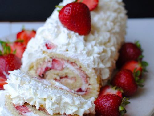 Mary Berry Strawberry Cake – Candid Coco