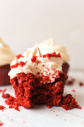 Red Velvet Cupcakes With Cream Cheese Frosting - Let's Eat Cake