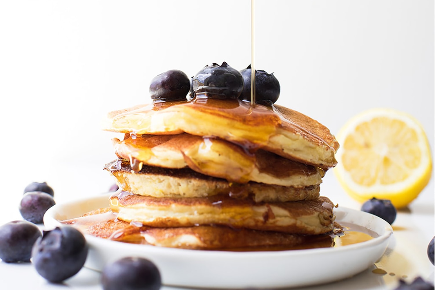 Protein Pancakes Recipe – A Healthy, Easy Breakfast! - Let's Eat Cake