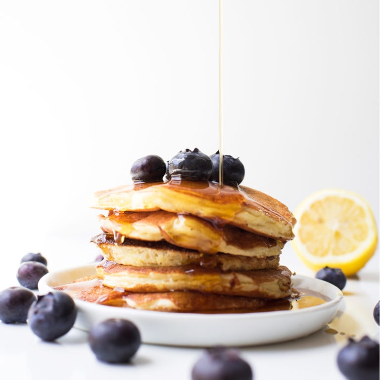 Protein Pancakes Recipe – A Healthy, Easy Breakfast! - Let’s Eat Cake