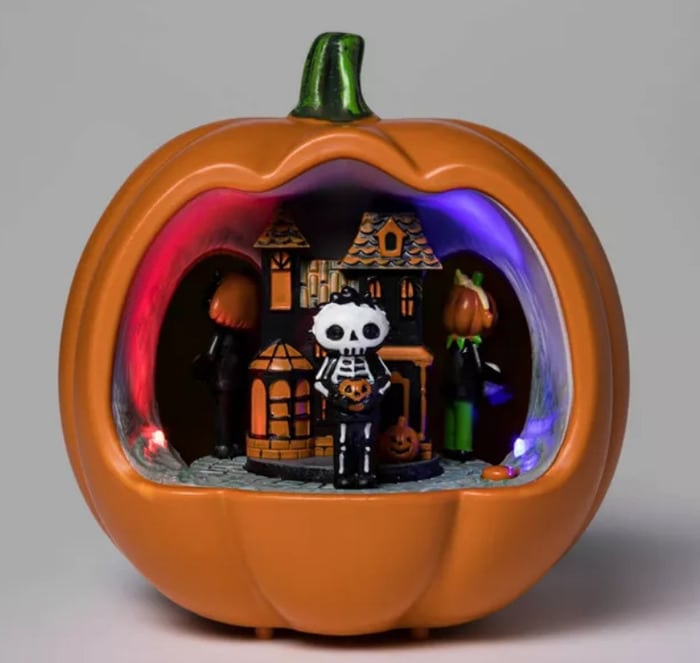 Target Hyde & EEK! Boutique 2020 - Animated Pumpkin