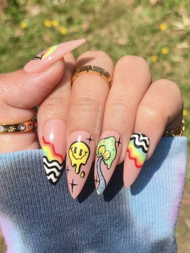 Heat Things Up With These 19 Summer Nail Designs