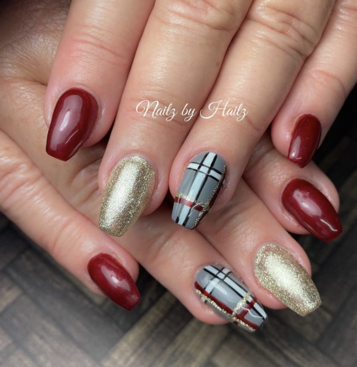 Fall Nail Ideas - pops of plaid nails