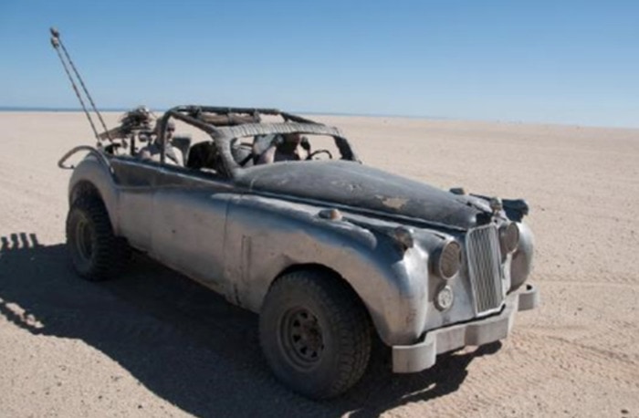 Mad Max Fury Road Cars - Jag Flamer