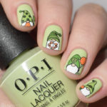 St Patricks Day Nails - Green gnome nails