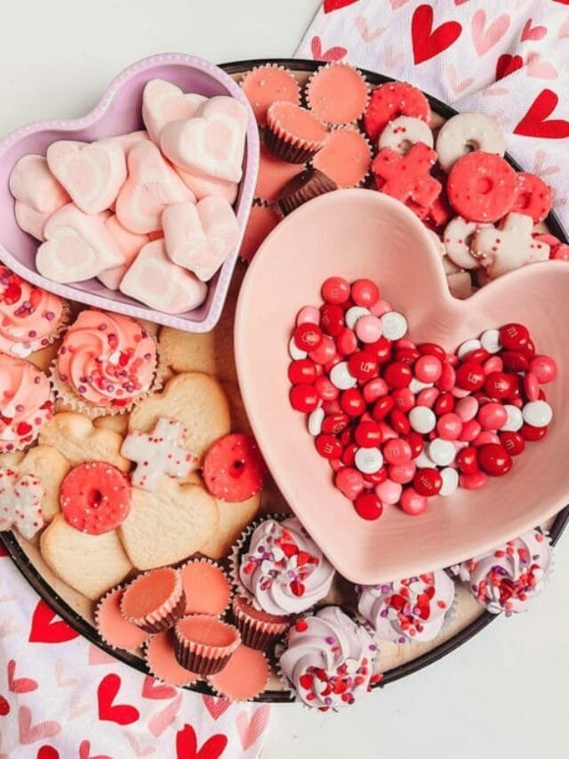 Valentine Dessert Boards Are Way Better Than A Box Of Chocolates