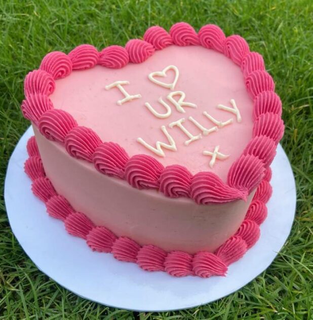 20 Creative Valentine's Day Cake Ideas to Bake This February - Let's ...