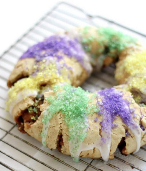 What Is King Cake and What's The Deal With That Plastic Baby? - Let's ...