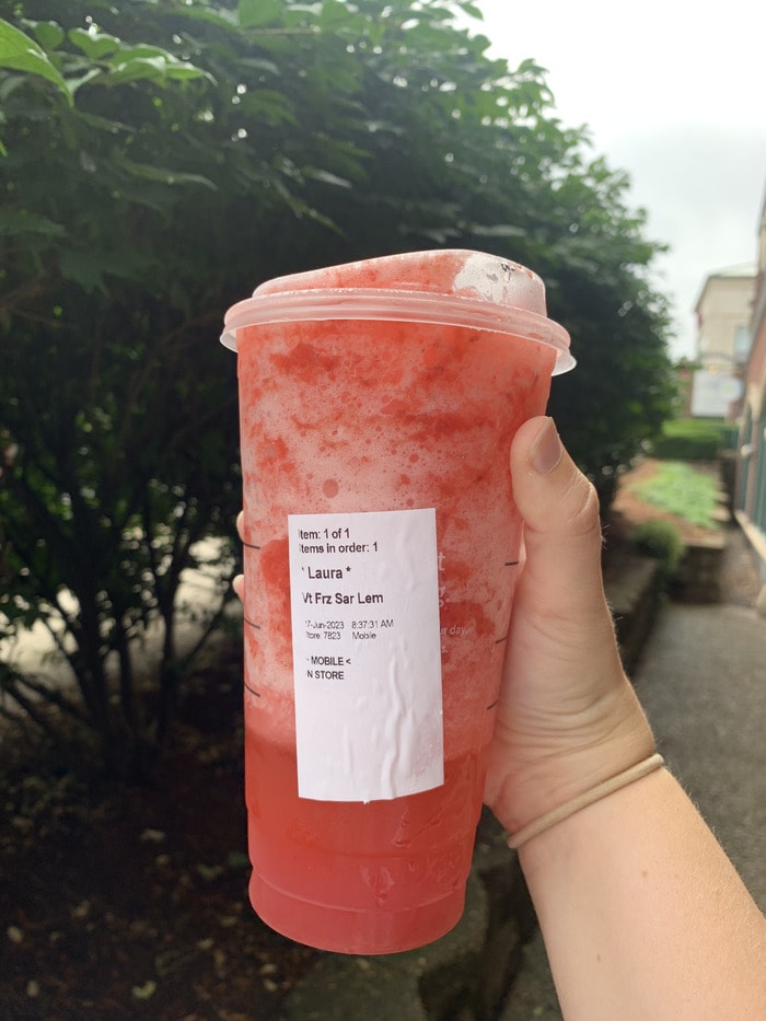 Review: I Tried Starbucks Frozen Lemonade Refreshers - Let's Eat Cake