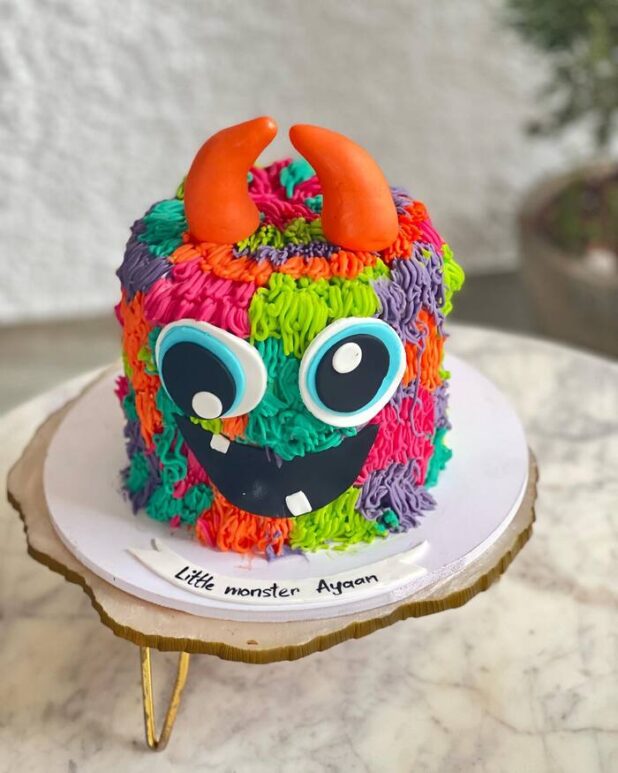 17 Scary Monster Cakes to Whip Up This Halloween - Let's Eat Cak